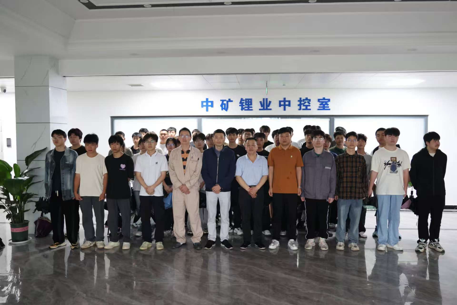 圖1.jpg